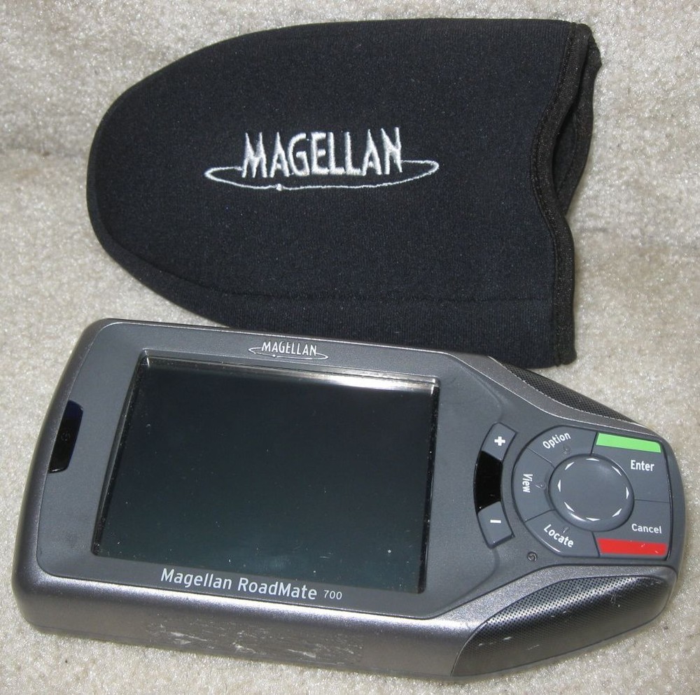 Magellan Roadmate 700 GPS with Protective Case for parts Untested