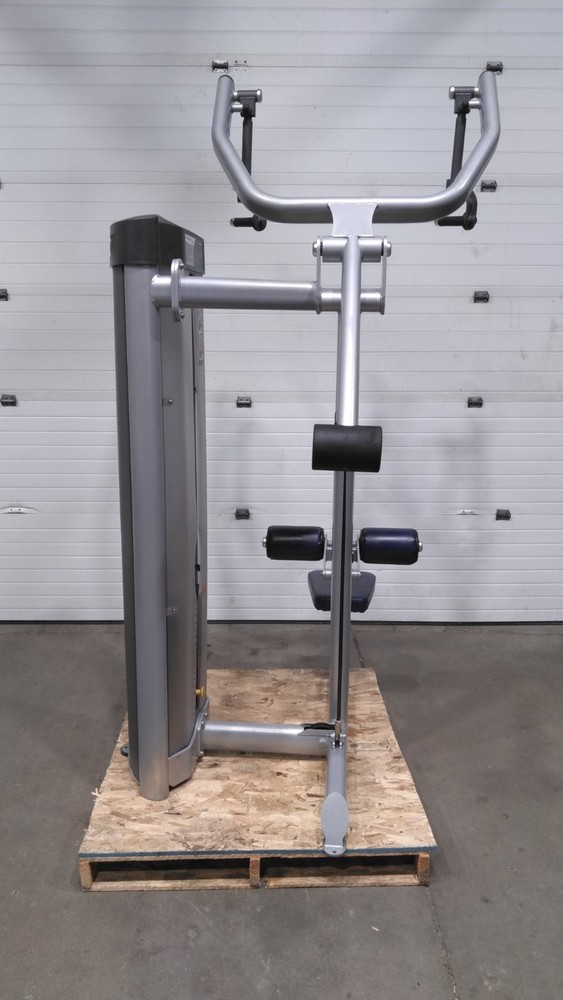 Lat Pulldown Paramount Model: SP-6100