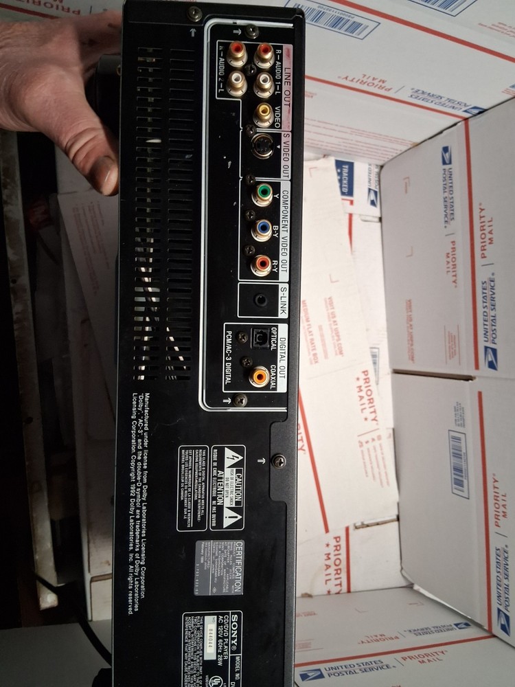 Sony DVP-S7000 CD/DVD Player With Working Remote