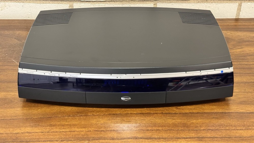 Klipsch DVD Entertainment System – Powers On & Reads Discs (Untested Speakers)