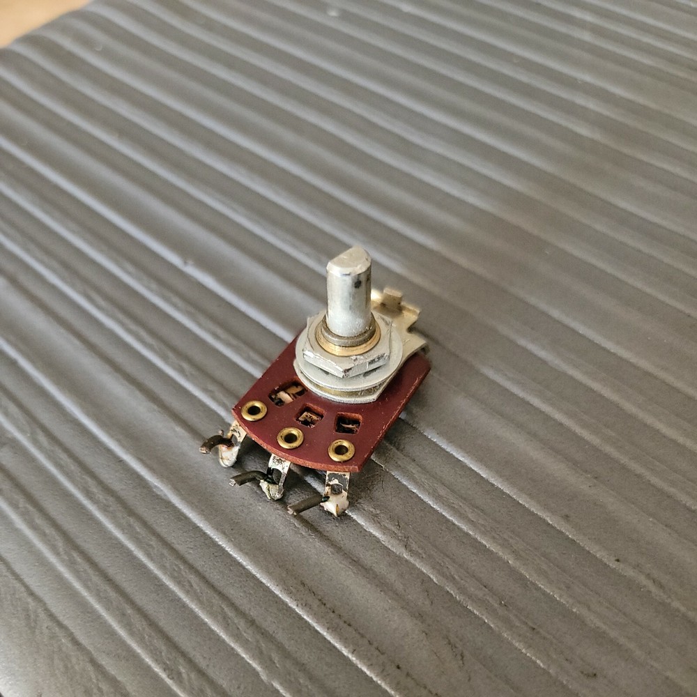 Heathkit AJ-30 Tuner Am Switch