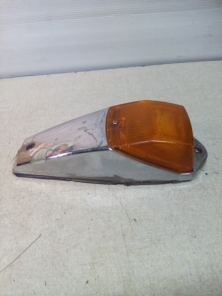 Mack Clearance Light Amber 21407-02