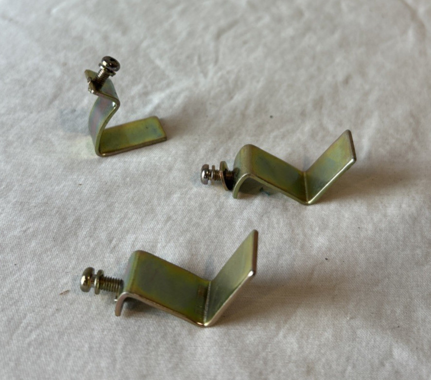 Quadraflex QL-410 Turntable Brackets