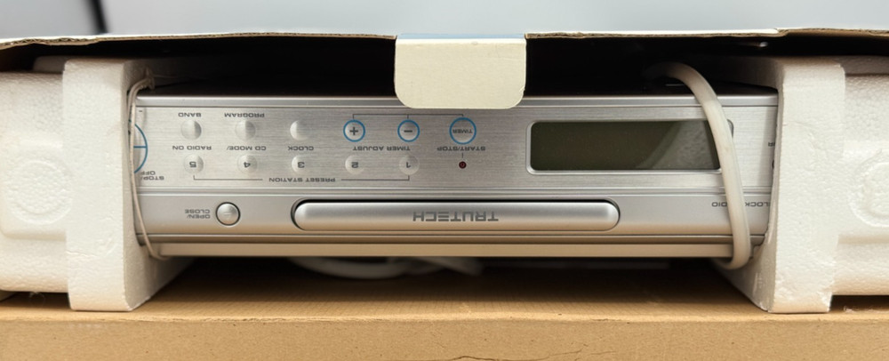 Tru-Tech Space Saving Kitchen CD + Radio System - NEW Open Box