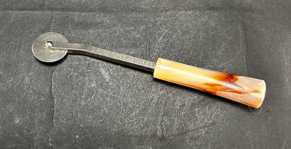 Vintage Dritz Tracing Wheel Tool with Bakelite Handle 5.5”