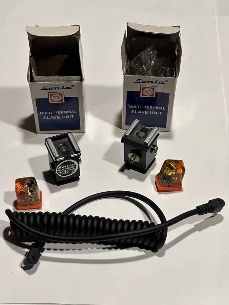 (2) Multi Terminal Slave Units With Sensors And 1 Camera Flash Sync Cable