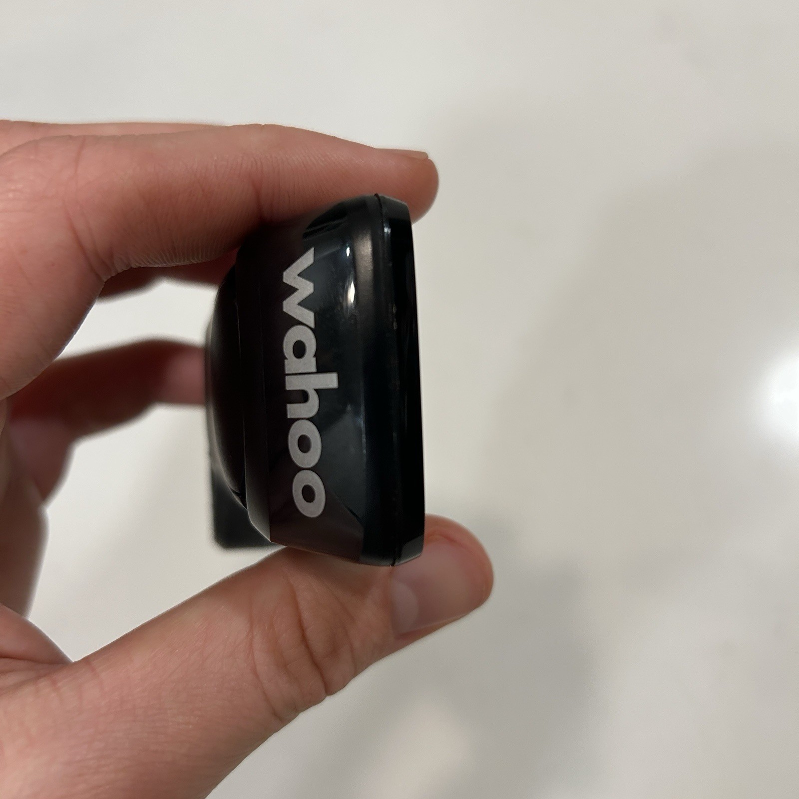 Wahoo ELEMNT Bolt V2 GPS Bike Computer - WFCC5 V2 With Mount