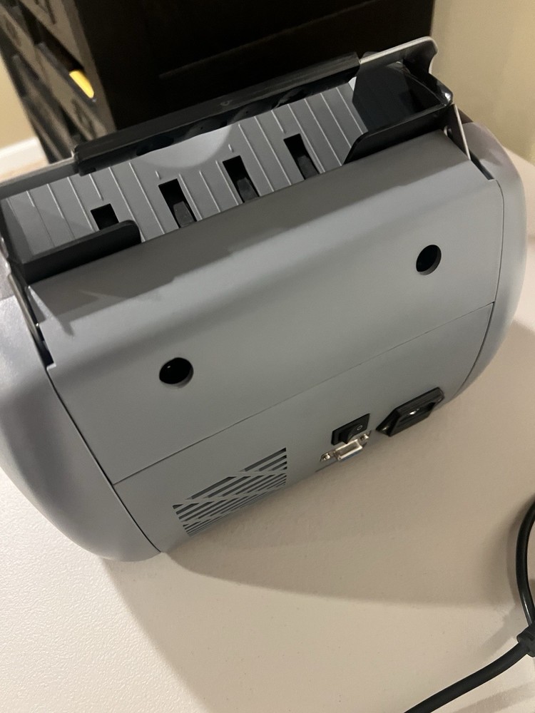 money counter machine used