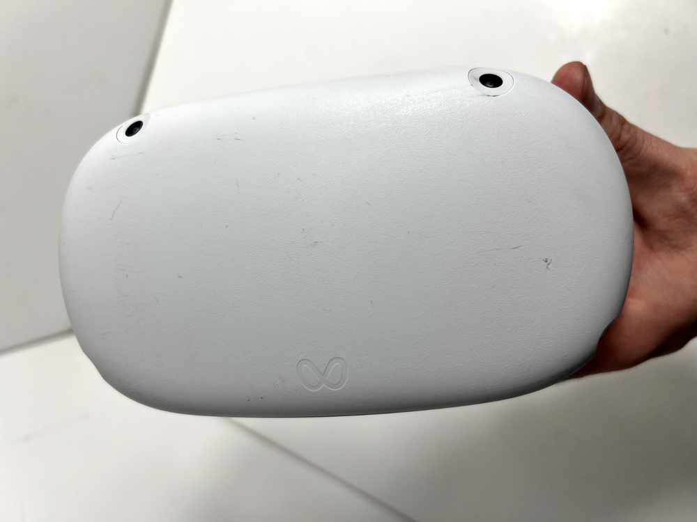 Oculus Meta Quest 2 128GB Standalone VR Virtual Reality Headset - Good Condition