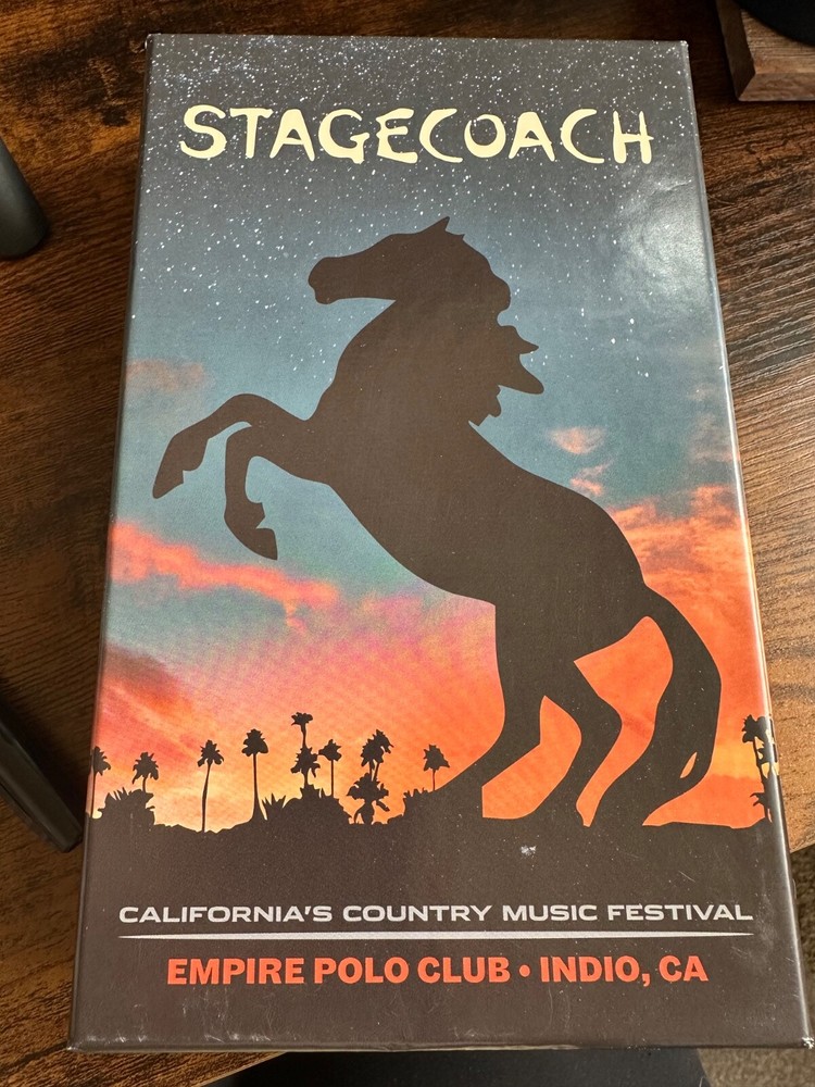 2 Stagecoach 2025 GA 3 Day Ticket plus 2 shuttle passes