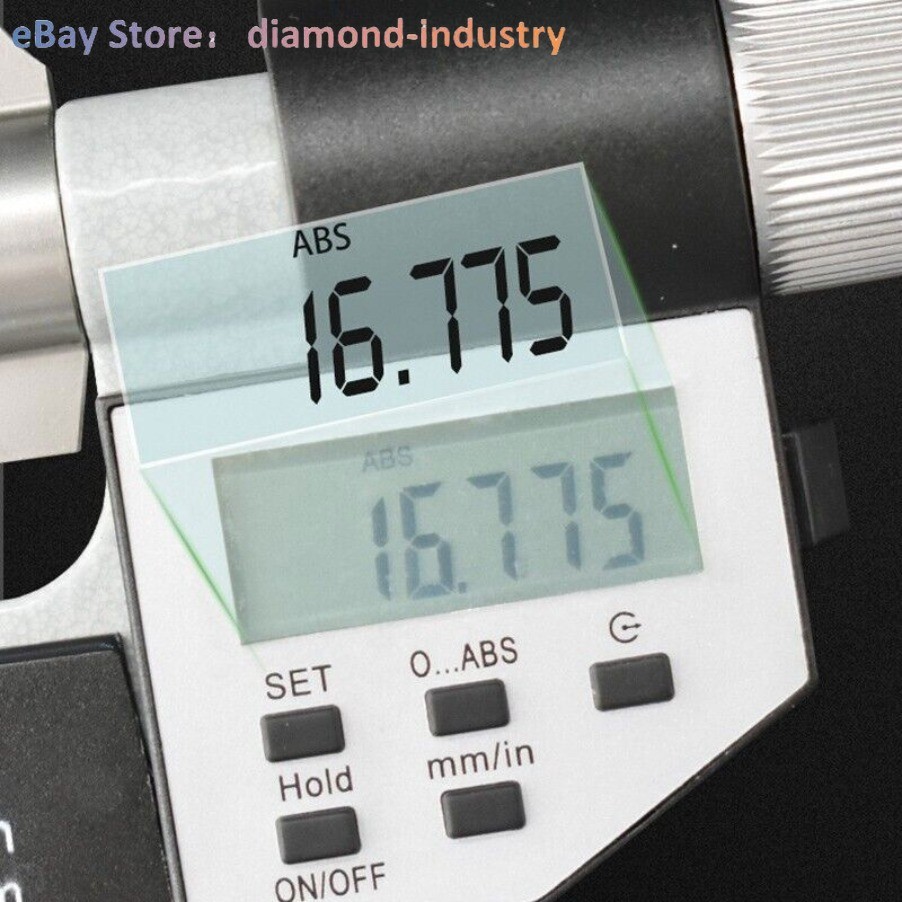 A 1PC 0.001 mm digital micrometer, 0-25 mm range