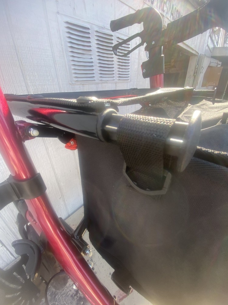 Rollator Walker for Seniors, Lightweight Foldable All Terrain Rolling Walker wit