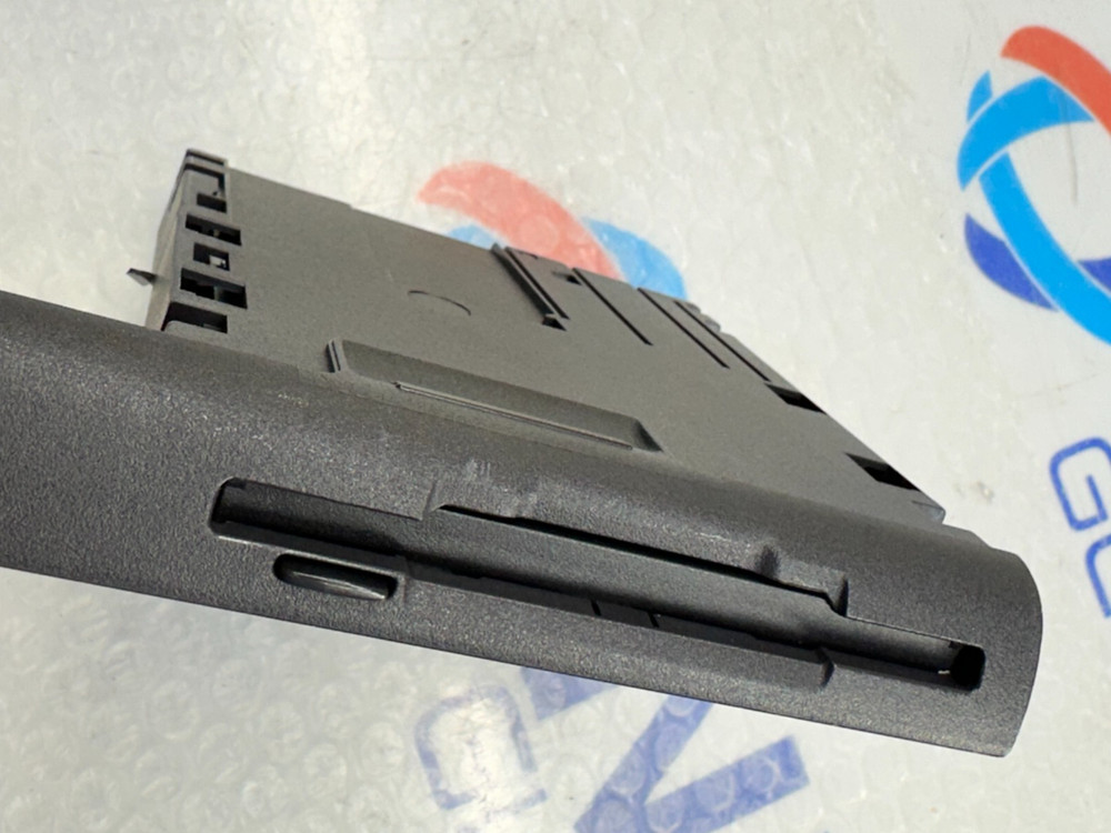 Dell 3.5-inch Floppy Disk Drive Module 4702P A01