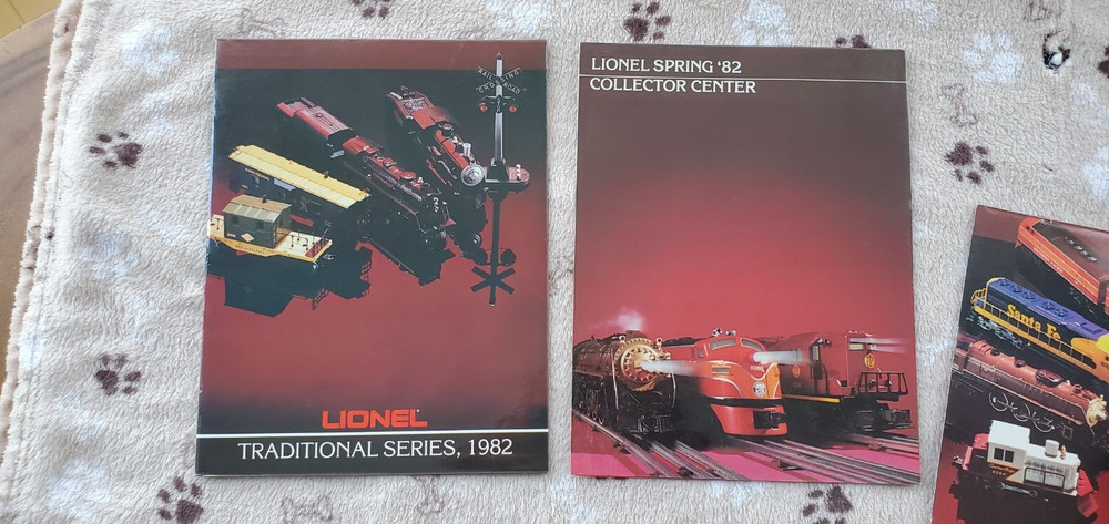 Three 1982 Fundimensions Lionel Trains Catalogs / Brochures