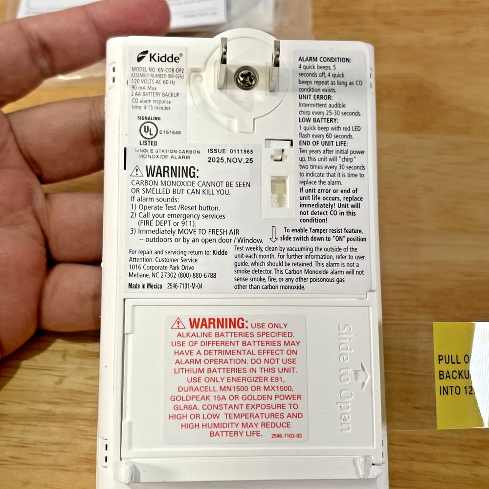 KIDDE CO Alarm Model No. KN-COB-DP2 -- AC Plugin w/ Battery Backup