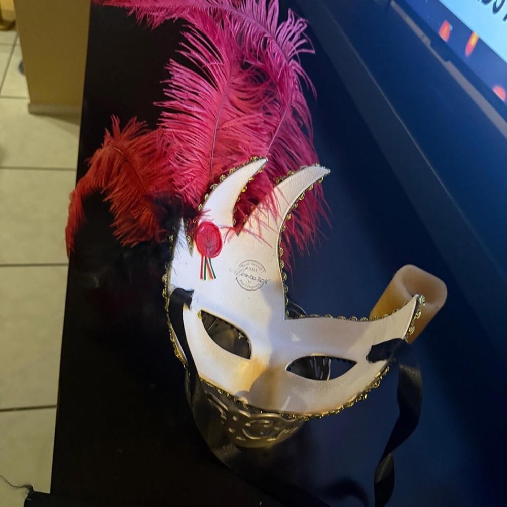 CERTIFIED HARLEQUIN MASK FROM VENICE