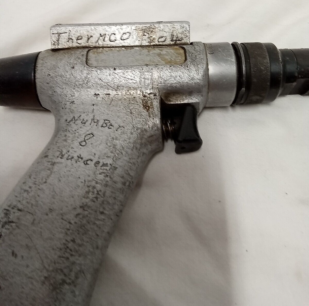 Avdel 7520 Pneumatic Rivet Gun