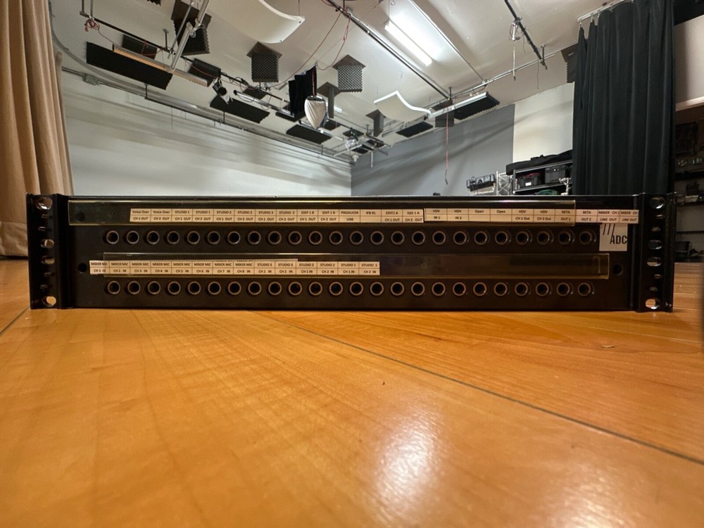 ADC MODEL P-0500 Mixer