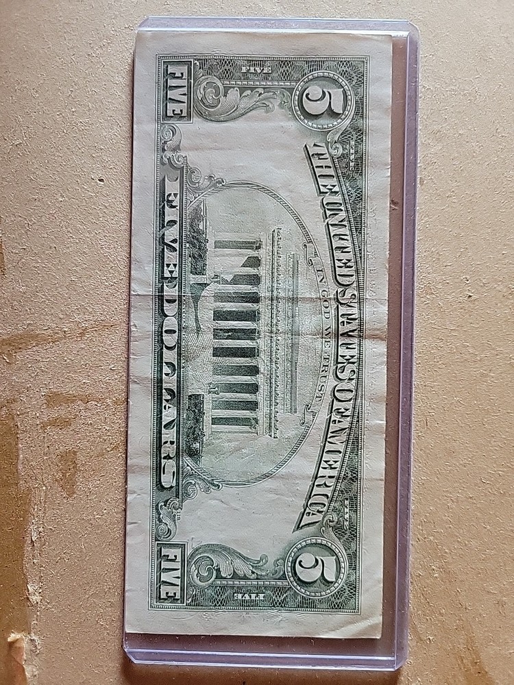Alignment Error 1981 US 5 Dollar Bill