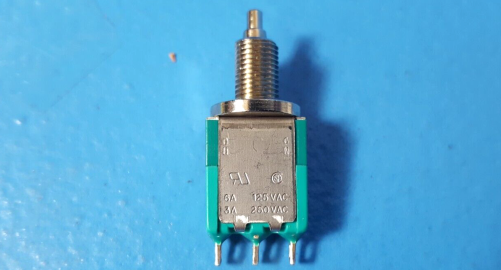 (2 PCS) PUSH BUTTON SWITCH, MOMENTARY, ELECTRO USA, 125VAC/ 6A - 250 VAC/ 3A