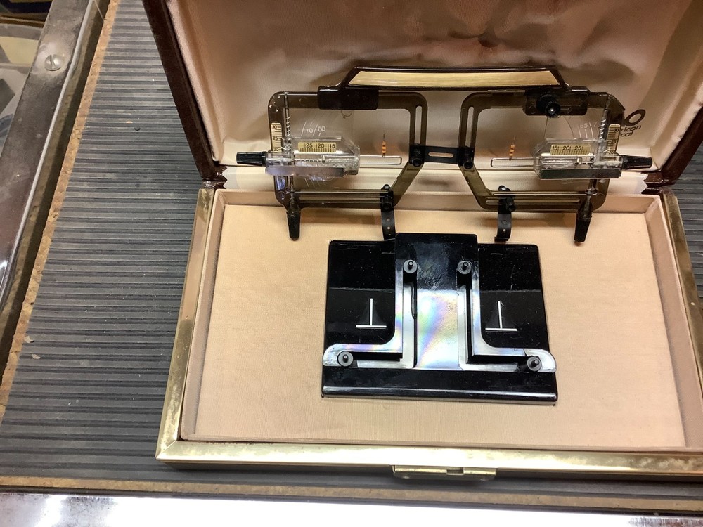 Vintage American Optical Grolman Fitting System Optical Tool with Case