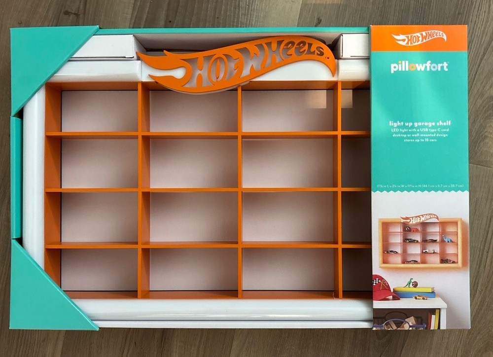 Pillowfort Hotwheels Lighted Display exclusive 🔥🔥🔥