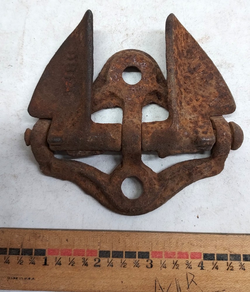Vintage Casr Iron Butterfly Gate Latch