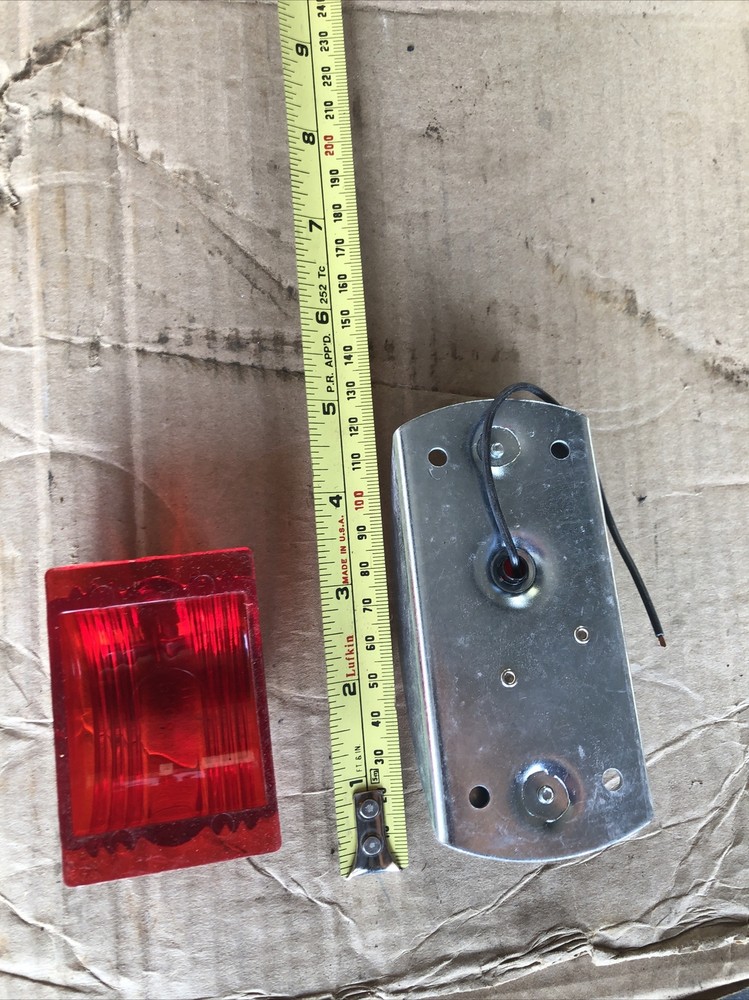 Peterson Armored 119 4.5 x2 RED Rectangular Side Marker Light With Extra Lens