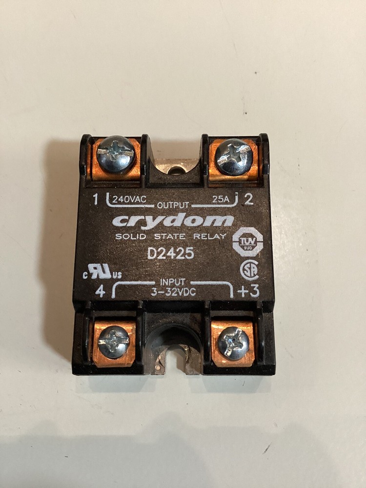 3 Crydom D2425 Solid-State Relay