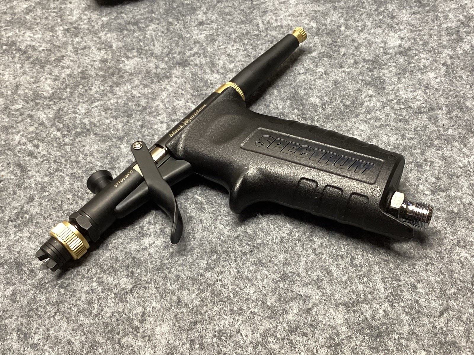 Black Widow Gravity-Feed, Dual-Action Trigger Airbrush #59584 - Used - Very Nice