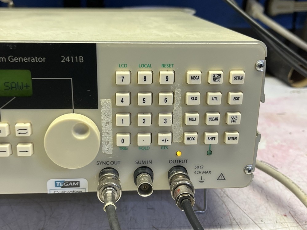 Pragmatic TEGAM 2411B Arbitrary Waveform Generator 16 bits 2 MS/s