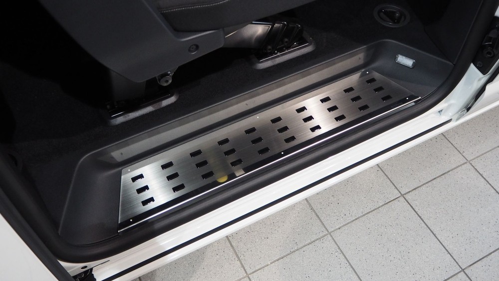 Left interior rear step cover for VW Transporter 2003-2015
