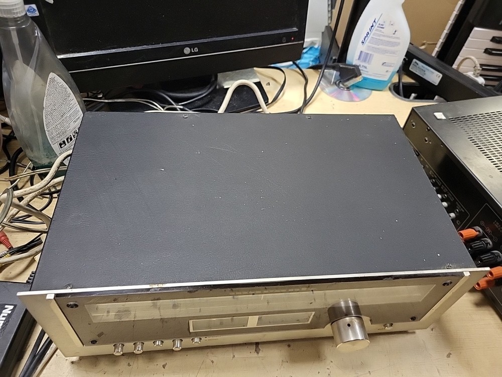 MARANTZ 2020L Stereo Tuner - Working