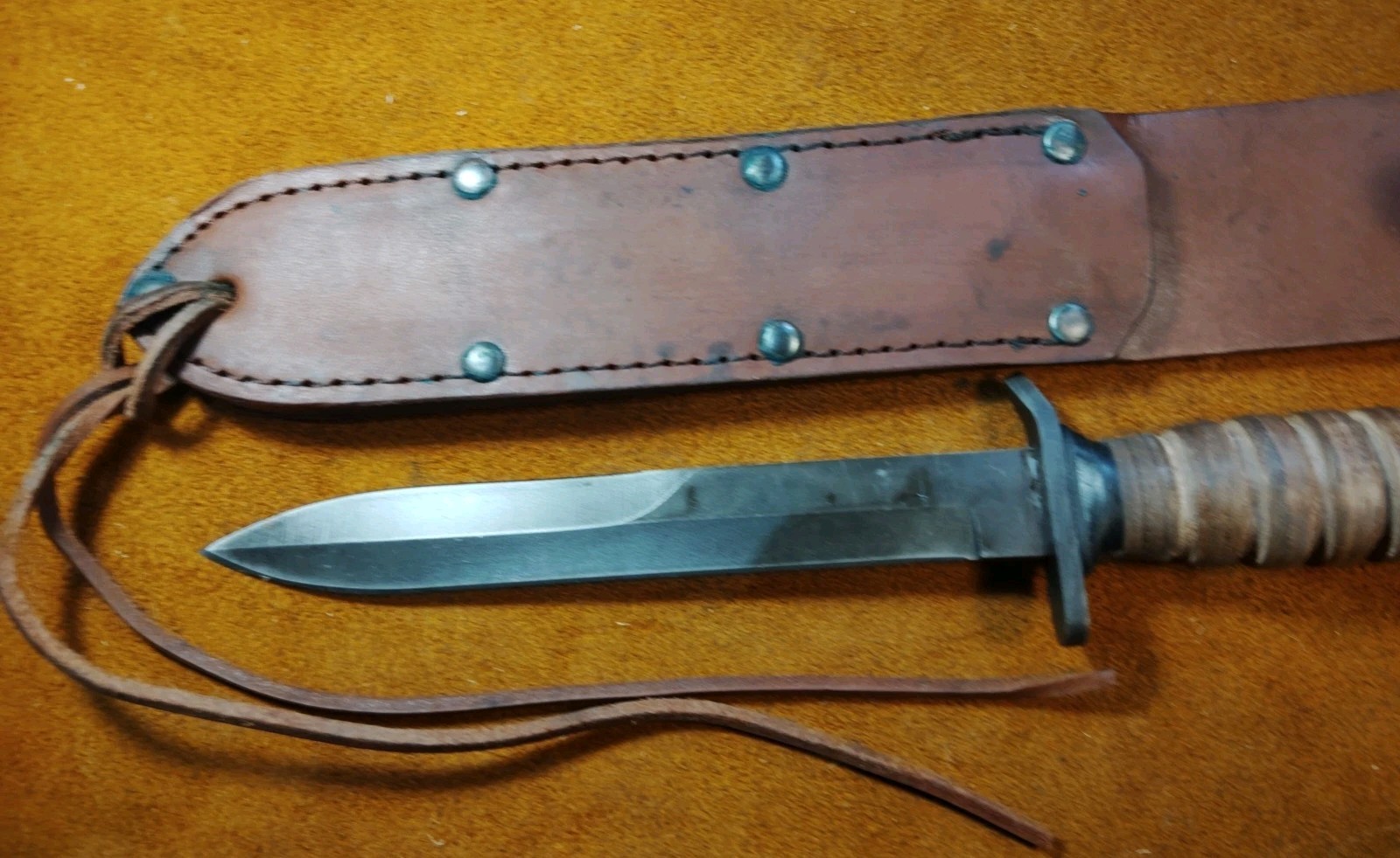 WWII M3 Fighting Knife