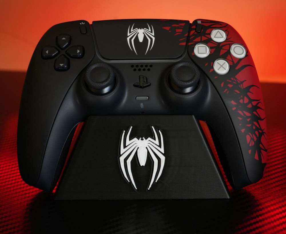 PlayStation 5  Controller STAND Black White spider PS3 PS4 compatible 3d Print
