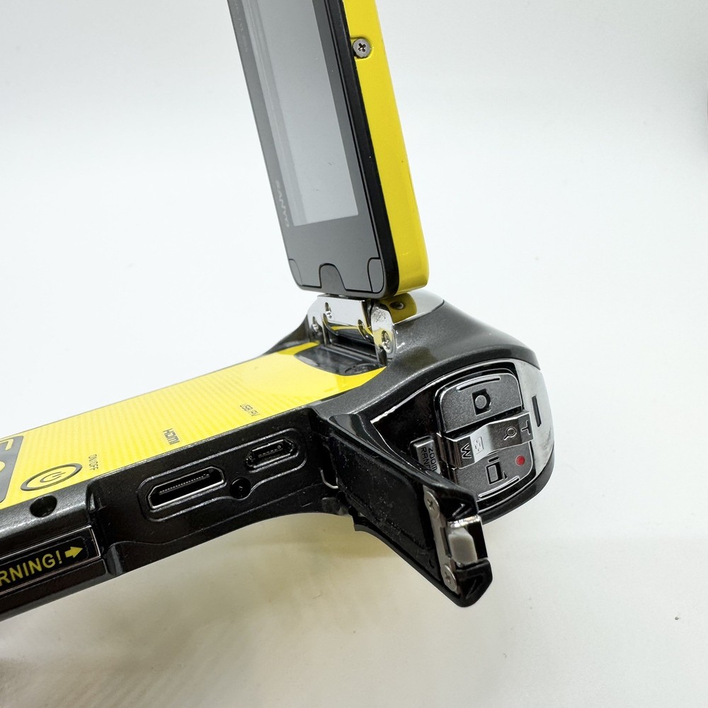 Sanyo Xacti VPC-CA102 Yellow Camera Waterproof HD