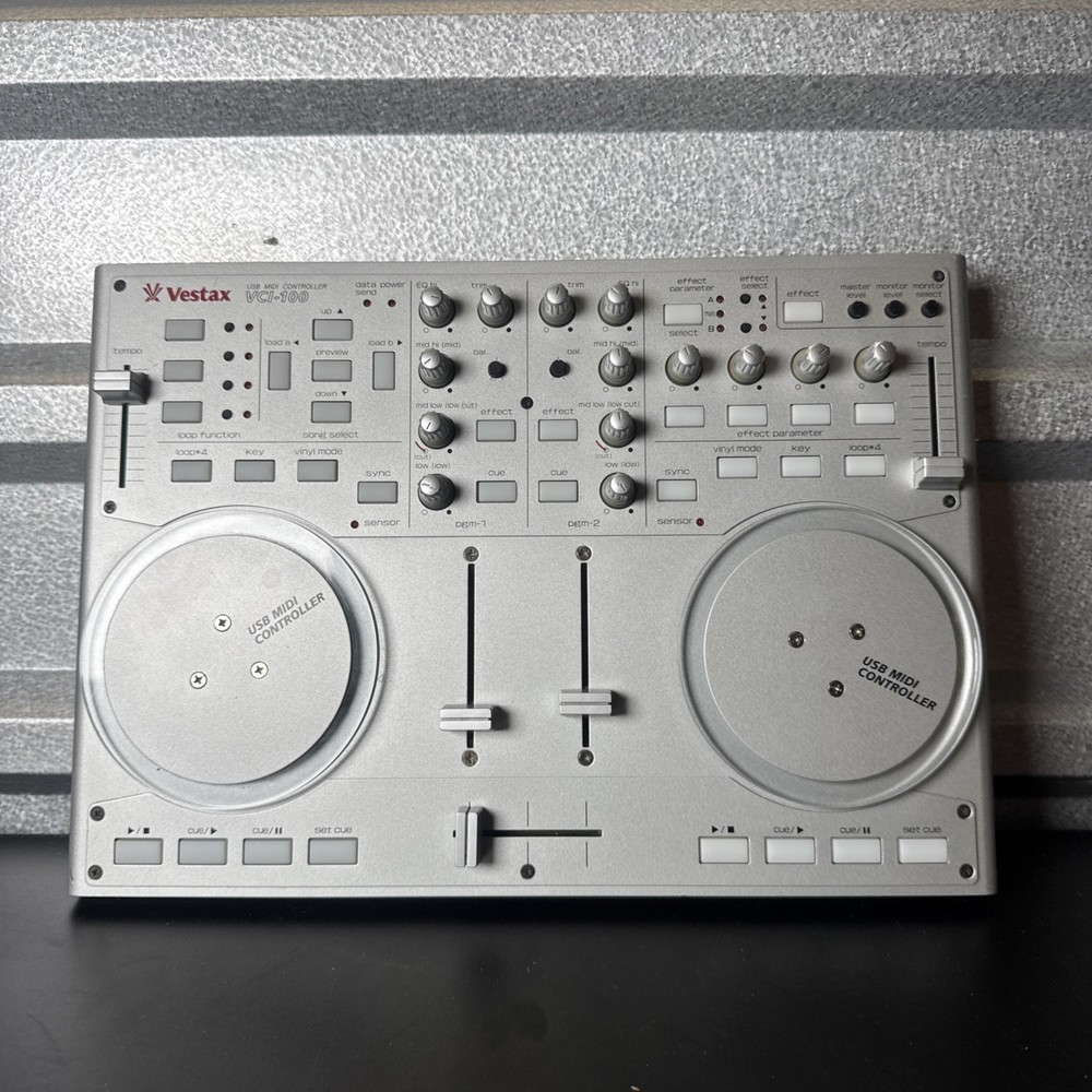 Vestax VCI-100 DJ MIDI Controller Professional Compact Digital Mixer