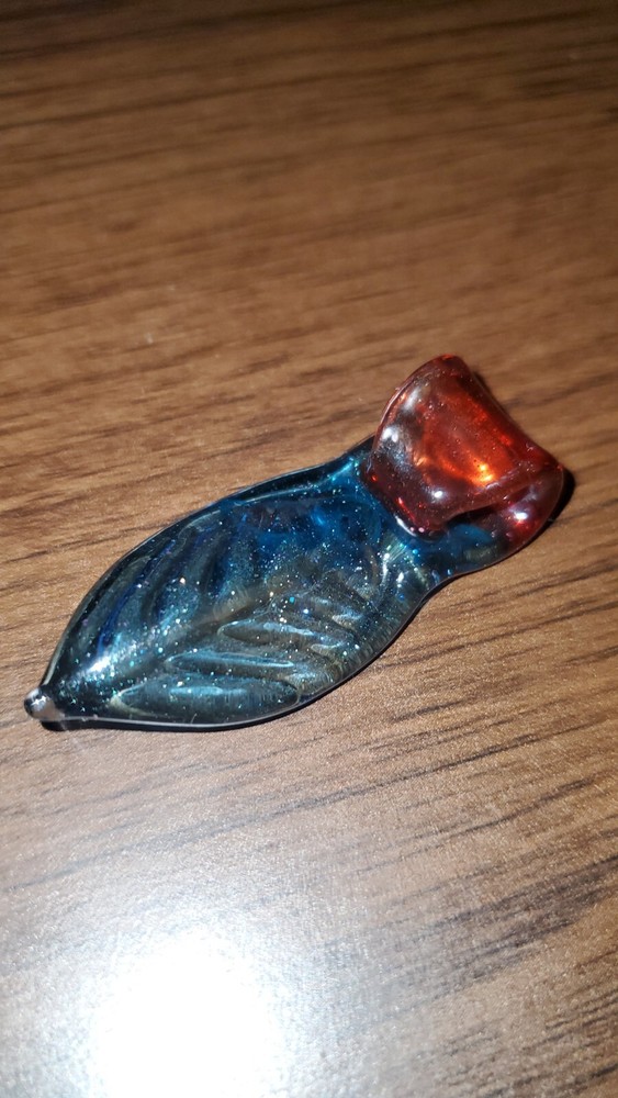 Rob Davila Glass Leaf Pendant