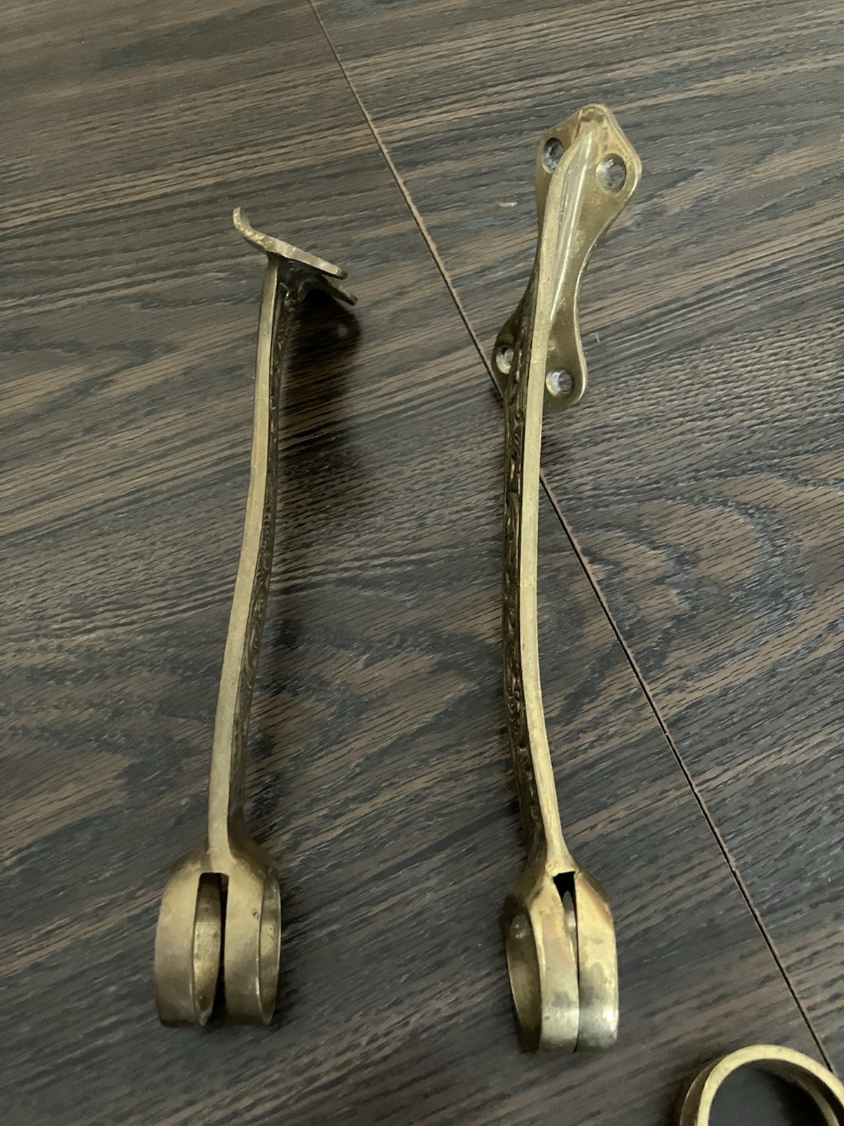 Antique Victorian Style Aged Brass Bar Footrest Brackets Set of 7