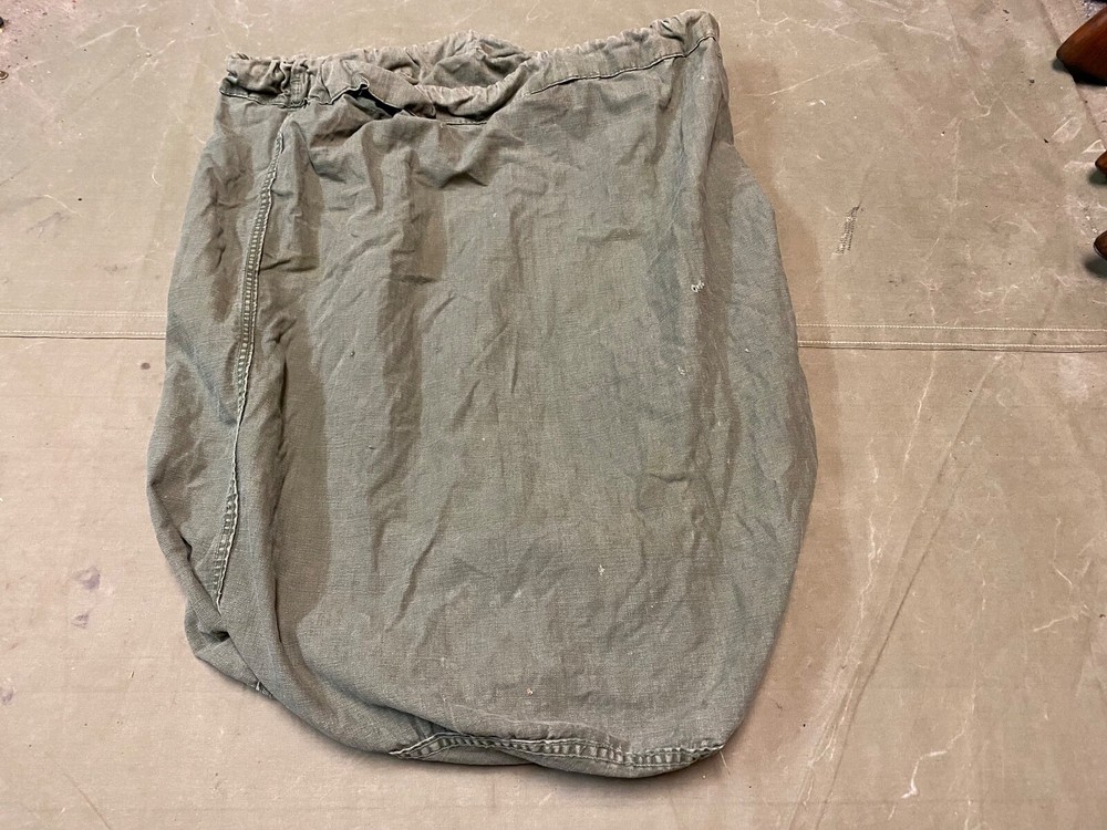 ORIGINAL WWII US ARMY INFANTRY BARRACKS LAUNDRY CARRY BAG-OD#7 GREEN