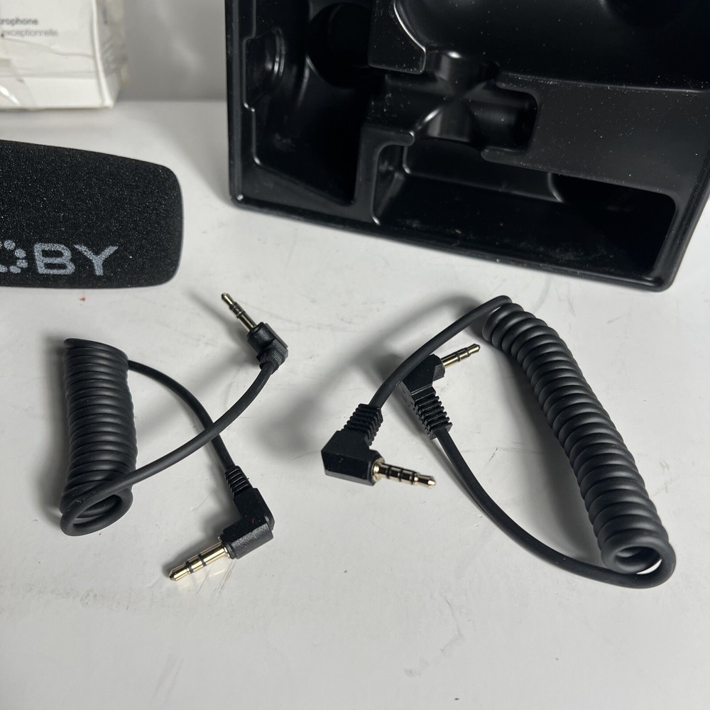 JOBY Wavo On Camera Vlogging Microphone