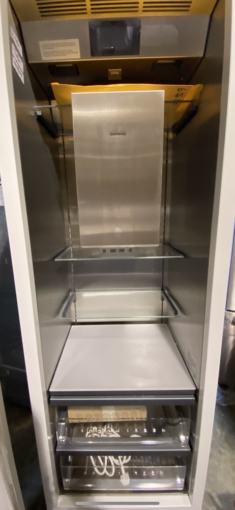 GAGGENAU RF463705 24" ALL FREEZER COLUMN W/ ICE MAKER