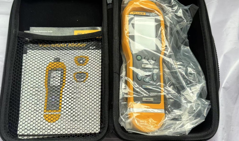 Fluke 805 Vibration Meter w/ USB Cable, Case，Test passed Fast Shipping