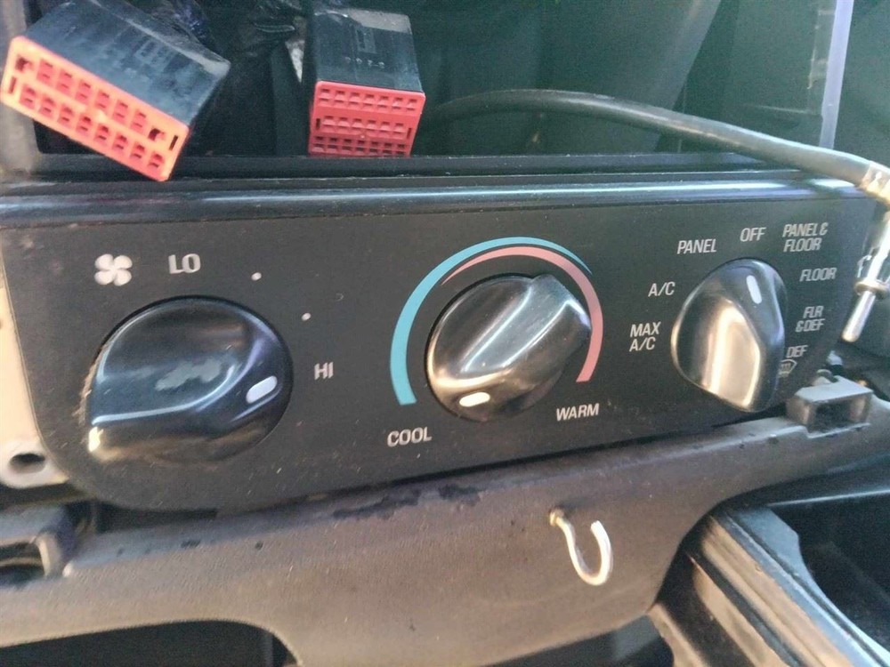 F150 2001 Fuse Box Cabin 6604