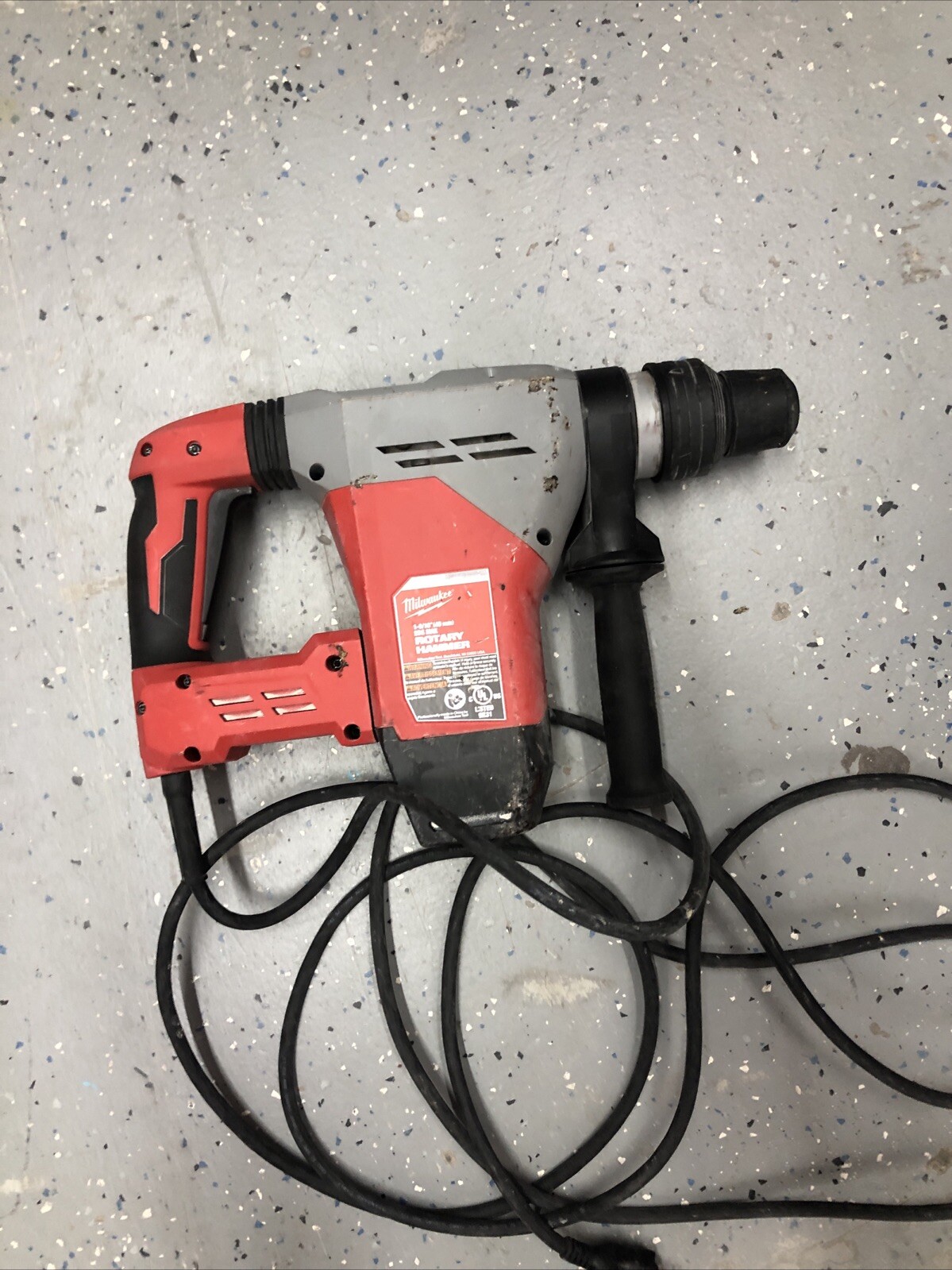 Milwaukee 5517-21 120V Corded Electric 1 9/16” SDS Max Rotary Hammer