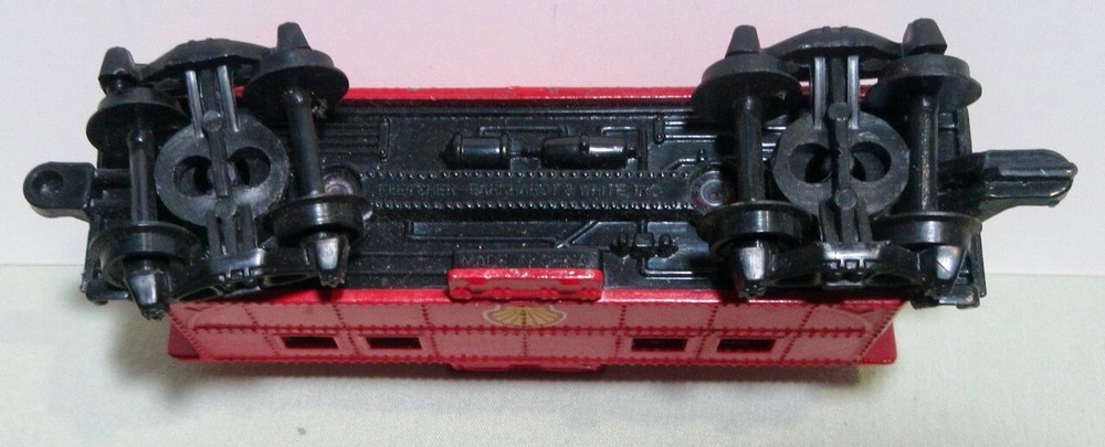 Fletcher-Barnhart & White Shell Locomotive & Caboose