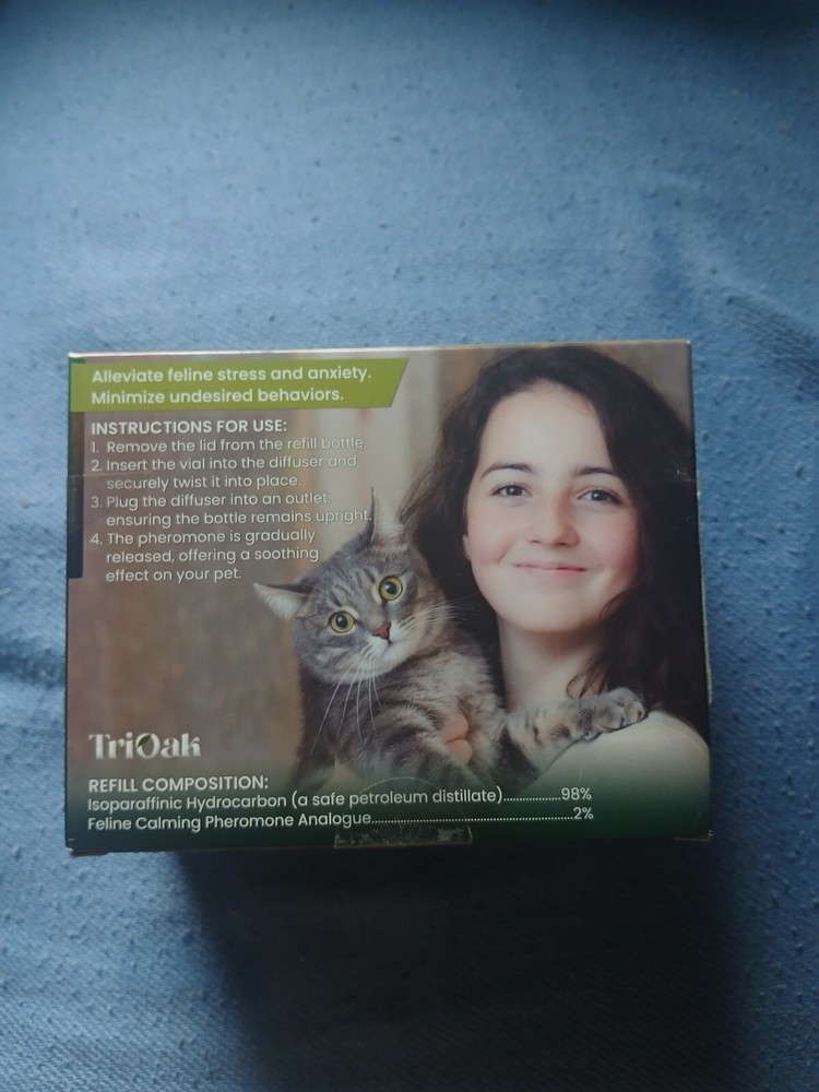 TriOak Cat Calming Diffuser - Feline Anxiety Relief - Pheromone Diffuser 2-1 Fre