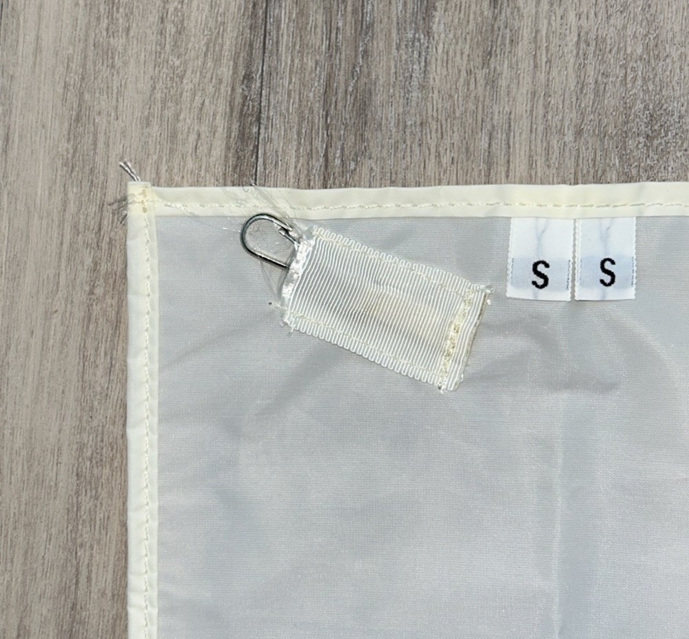 CHIMERA Soft Box - Inner Translucent Baffle Fabric. 30” x 13”. Corner clips.