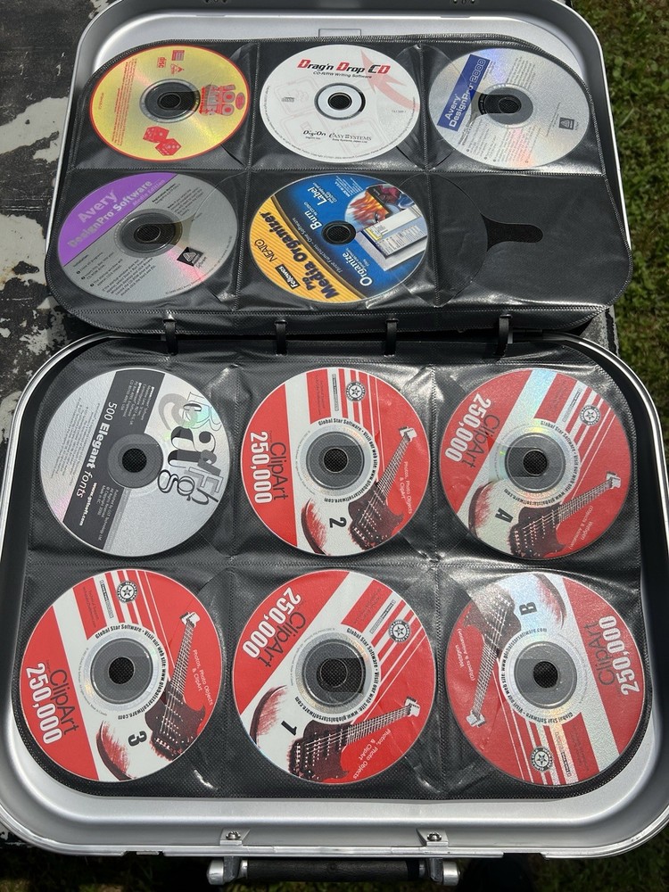 100 Plus CD ROMs Whole Case