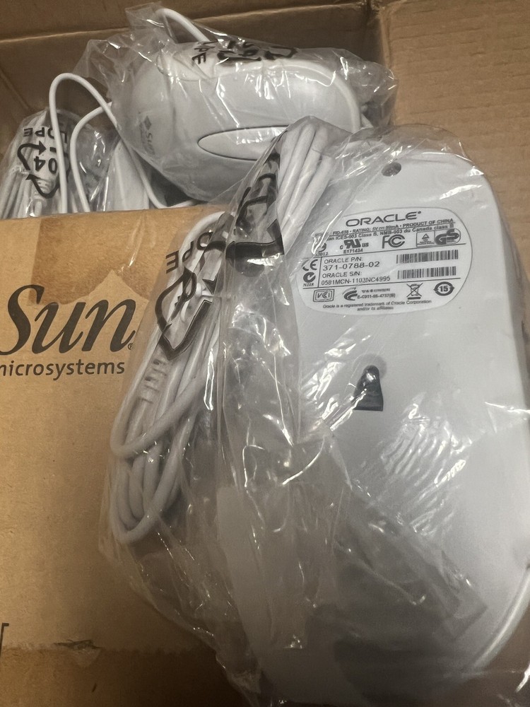 Sun Microsystems Oracle 371-0788 Type-7 USB 3 Button Optical Mouse New